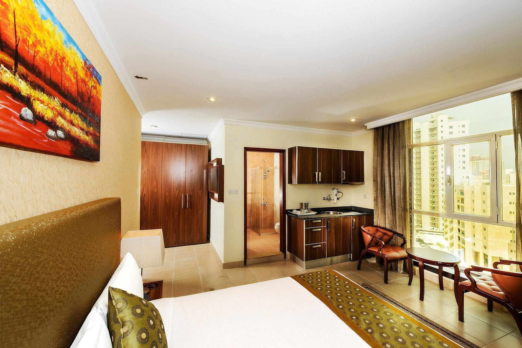 Bravo Royal Hotel Suites Kuwait City Luaran gambar