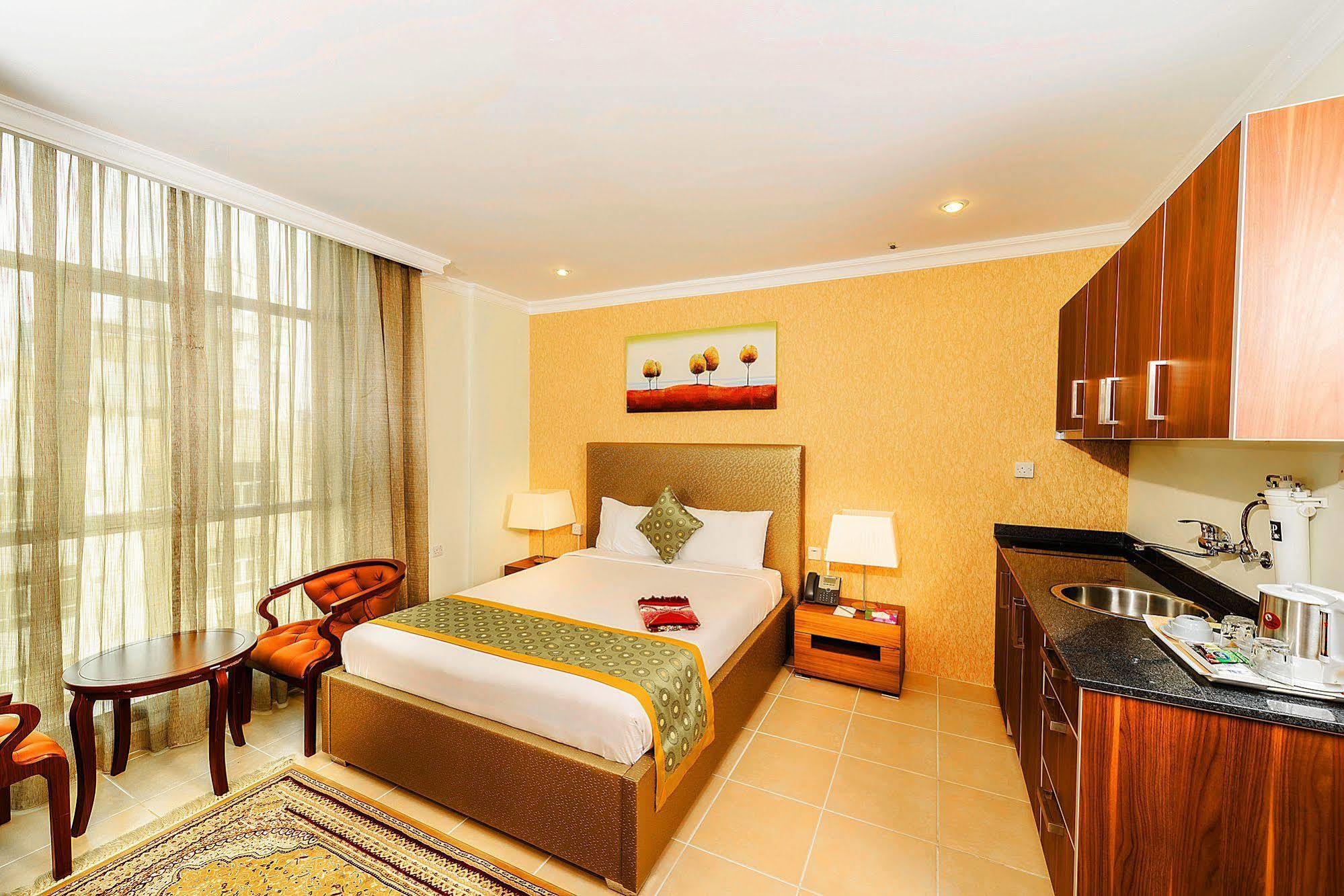 Bravo Royal Hotel Suites Kuwait City Luaran gambar